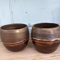 'Warm the Spirit' round handle-less cups for boosting connections