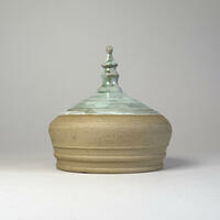 Spindle, stoneware jar, 5 inch height