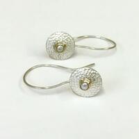 Pearl earrings in silver and gold