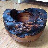 Turned Bowl Form in Yew