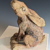 Moongazing hare/ stoneware clay/16cm