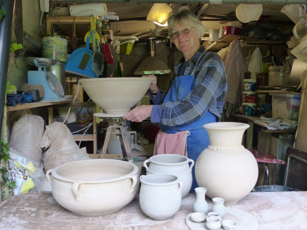 Glazing pots