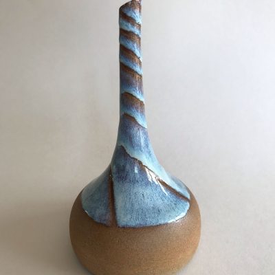 Threaded/stoneware/17cm high