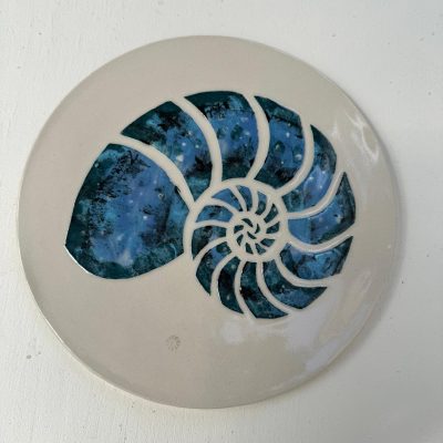 Nautilus shell /stoneware/21.5 cm
