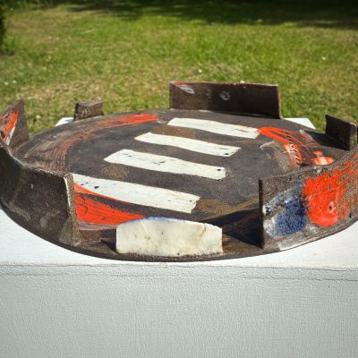 Stone Circle. Black clay with porcelain inclusions.