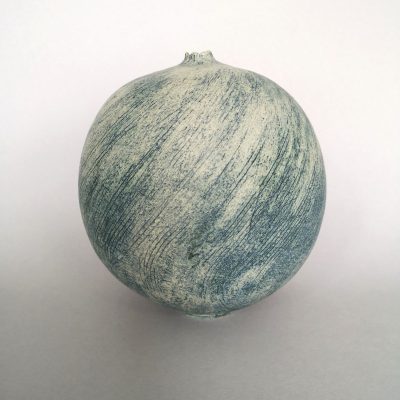 Poppy round vase/ Stoneware/ 25 x 25cm
